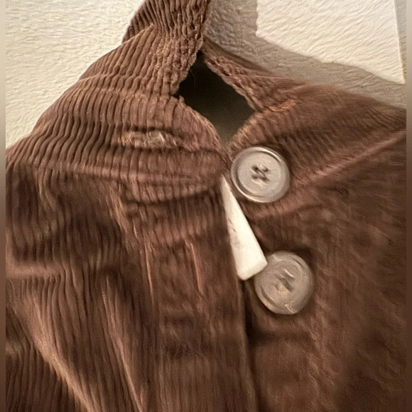 Aritzia The Group by Babaton Graydon Shirt Brown Corduroy Button Up Size S READ - Picture 7 of 11